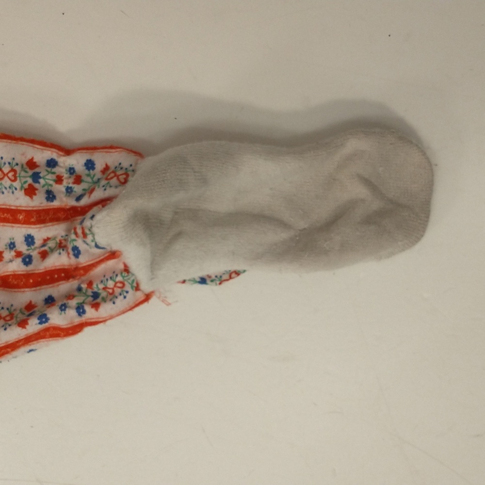 Lanz of Salzburg Vintage Red and White Kids Pajamas - Picture 7 of 9